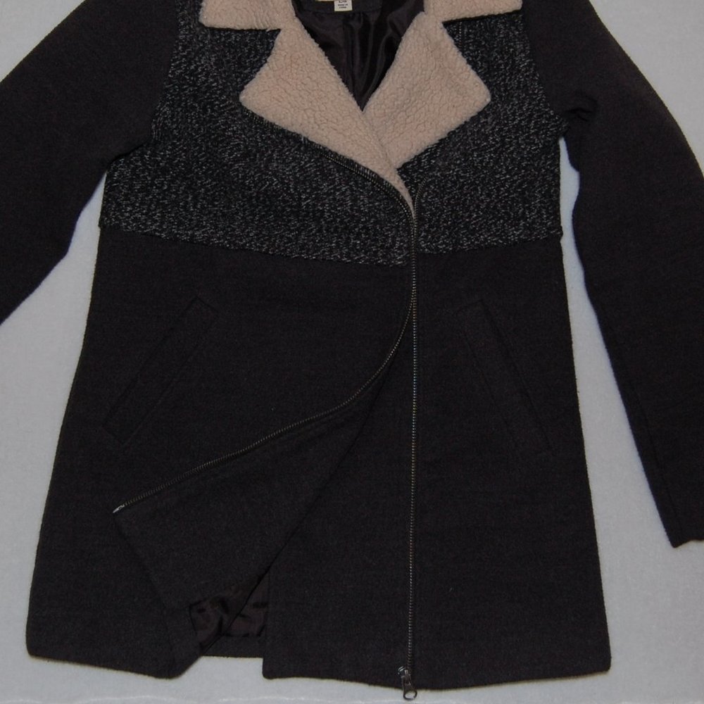 Cherokee Girls L (Bust:34"), Winter Coat with Off Center Zip Closure, Dark Gray - Picture 7 of 12